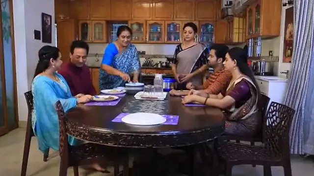 நிதிஷ் அம்மா கேட்ட கேள்வியால் வாயடைத்து போன பாக்கியா, இனியா கொடுத்த பதிலடி - பாக்கியலட்சுமி