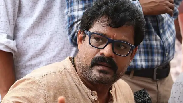 போன மாசம் குரு இந்த மாசம் சிஷ்யன் - சாதி பெருமையில் சிக்கிய பிரபலங்கள், விளாசும் நெட்டிசன்கள்