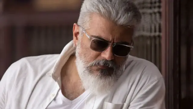 பல ஆண்டுகள் கழித்து சூப்பர் ஸ்டாரை நேரில் சந்தித்த அஜித்- வைரலாகும் புகைப்படம்