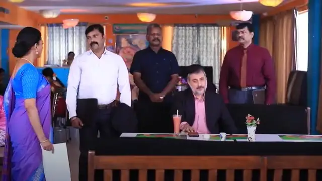 கையை விட்டு பறிபோன ஈஸ்வரி ரெஸ்டாரன்ட், கதறி புலம்பும் பாக்கியா - விறுவிறுப்பில் பாக்கியலட்சுமி