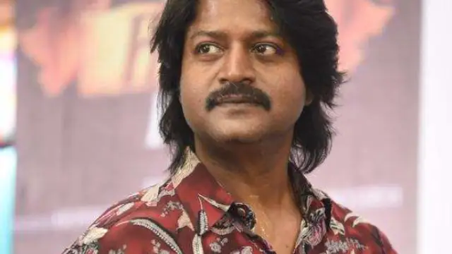 அம்மாவுக்கு கோவில் கட்டுவதால் யாஷ் கேட்டும் அவர் படத்தில் நடிக்க மறுத்துள்ள டேனியல், போனை கட் செய்ததும் அவருக்கு வந்த இன்ப அதிர்ச்சி.