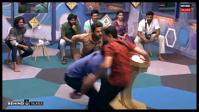 சாப்பாட்டுக்காக எத்தனை வாட்டி சார் கேக்குறது - விஜய் சேதுபதியிடம் கண்ணீர் வடித்த சாச்சனா