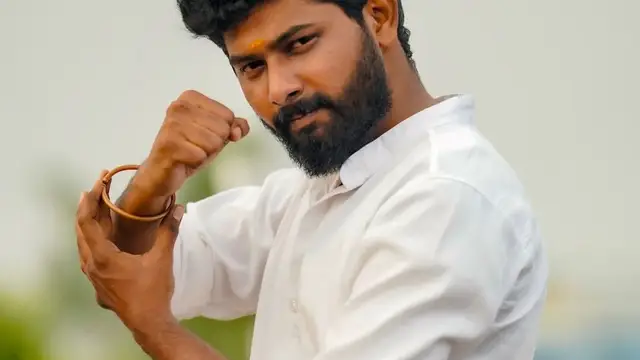 பிக் பாஸ் நிகழ்ச்சிக்கு பின் சினிமாவில் ஹீரோவாக என்ட்ரி கொடுக்கும் சரவண விக்ரம்- வெளியான அப்டேட்