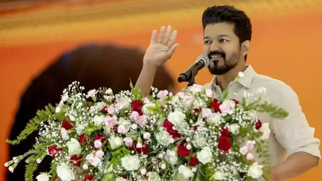 இந்த ஆண்டு மாணவர்கள் கல்வி விழாவில் இதை செய்ய கூடாது - ரசிகர் மன்ற நிர்வாகிகளுக்கு விஜய் போட்ட உத்தரவு