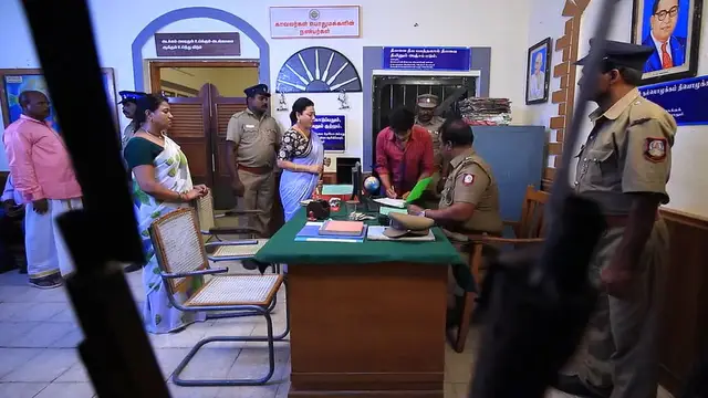 சுதாகரை எதிர்த்து பேசும் இனியா, அடி மேல் அடி வாங்கும் பாக்கியா - விறுவிறுப்பில் பாக்கியலட்சுமி