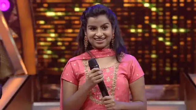 'சித்ரா,சுஜிதா மாதிரி கட்டுப்பாட இருங்க' நல்லதுக்கு அட்வைஸ் பண்ண ரசிகருக்கு சிவாங்கியின் திமிர் பதில்