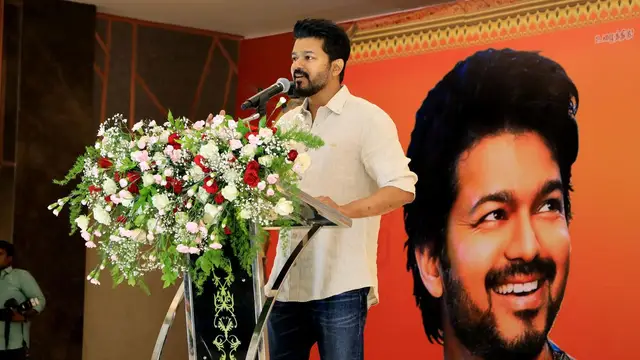 யுக்ரெய்ன் அதிபர் செலன்ஸ்கி ஒரு காமெடி நடிகர்தானே - விஜய்யின் அரசியல் என்ட்ரி குறித்து ஜேம்ஸ்