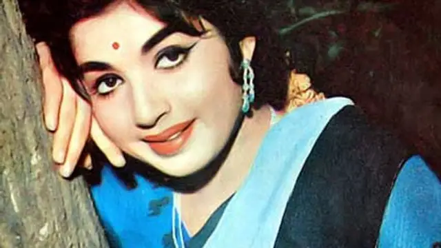 தெலுங்கின் முதல் 'ஏ' சான்றிதழ் படத்தில் நாயகியாக அறிமுகமான ஜெயலலிதா. என்ன படம் தெரியுமா ?