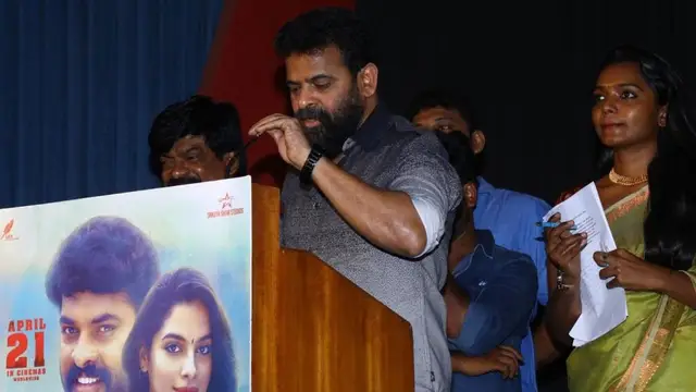 'ஒரு லட்ச ரூபா கொடுத்தாதான் வருவீங்கன்னு சொன்னீங்களா' - பயில்வான் vs விமலின் காரசார விவாதம்.