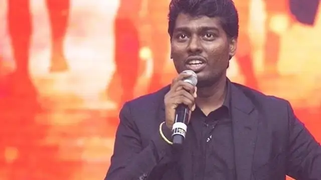 'என்னடா வீடியோ எடுத்து வச்சி இருக்க' அட்லீ செயலை பார்த்து கேட்ட கீர்த்தி - வைரலாகும் வீடியோ