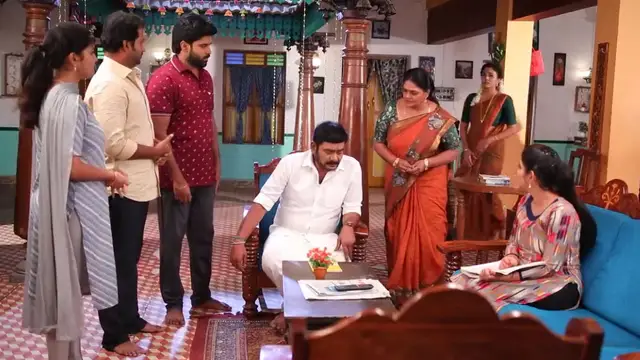 பாண்டியன் வீட்டிற்கு வந்த போலீஸ், மீனா சொன்னதை கேட்டு ஷாக்கான கோமதி - பாண்டியன் ஸ்டோர்ஸ் 2