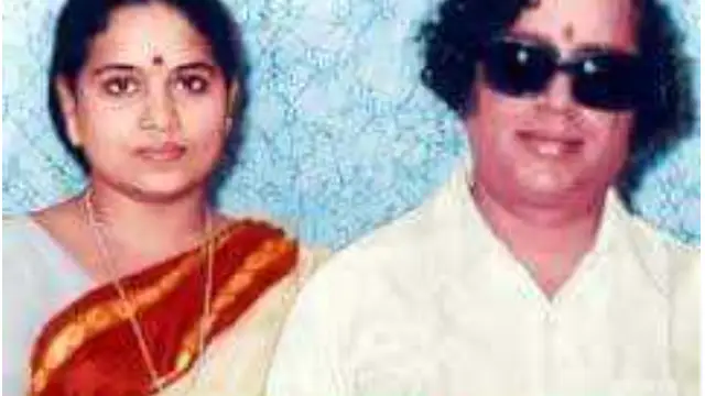 நான் பஞ்சாபி,உங்க அப்பா என்ன விட சின்ன பையன், கடத்திட்டு போய்டதா கேஸ் குடுத்துங்க - ஸ்ருதிகாவின் அம்மா பகிர்ந்த லவ் ஸ்டோரி.