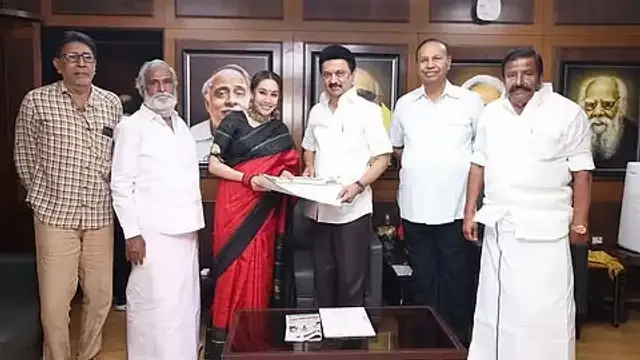 விஜய்யை பார்த்து உதய் அண்ணா பயப்படுறாருன்னு சொல்வது - ஆவேத்தில் திவ்யா சத்யராஜ் அளித்த பேட்டி