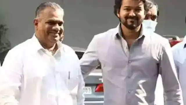 விஜய் மக்கள் இயக்க நிர்வாகிகள் இது போன்ற பதிவுகளை சமுக வலைதளங்களில் பதிவு செய்ய கூடாது – புஸ்ஸி ஆனந்த் அறிவுறுத்தல்.