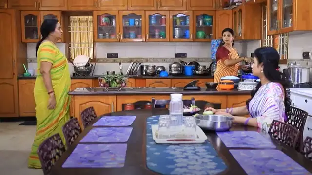 இனியாவிற்கு திருமண ஏற்பாடு செய்த ஈஸ்வரி, அதிர்ச்சியில் பாக்கியா- அடுத்து என்ன? பாக்கியலட்சுமி