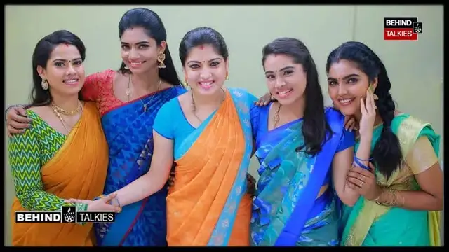 மீண்டும் கர்ப்பமாக இருக்கும் பாண்டவர் இல்லம் சீரியல் நடிகை - கணவர் மகனுடன் வெளியிட்ட கியூட் போஸ்ட்