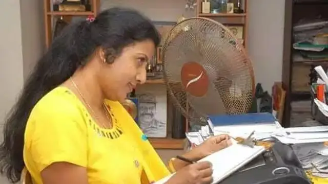 'சமூகத்தை கெடுக்கக்கூடாது' - பாடல் எழுதுவதில் இந்த மூன்று விதிகளை கடைபிடிக்கிறேன். கவிஞர் தாமரை சொன்ன விஷயம்.