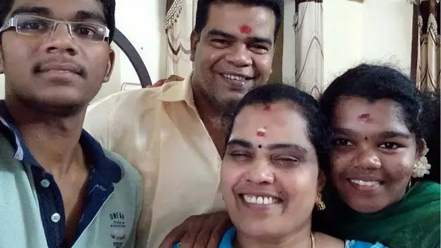 சரண்யா பொன்னம்பலம் என்ற பெயரில் பொன்னம்மபலத்தின் மகள் என்று வைரலாகும் இளம் பெண்ணின் புகைப்படம். பொன்னம்பலம்