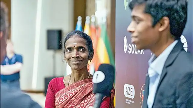 “என்னை அந்த மாதிரி புகைப்படம் எடுத்தது” - வைரல் புகைப்படம் குறித்து பிரக்ஞானந்தாவின் தாயார் சொன்ன நெகிழ்ச்சி காரணம்.