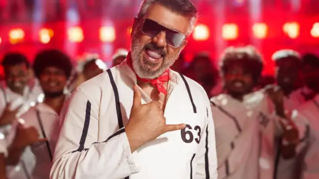 திரையரங்கில் விஜய் ரசிகர்களை தாக்கிய அஜித் ரசிகர்கள் - ப்ளூ சட்டை மாறன் போட்ட பதிவு