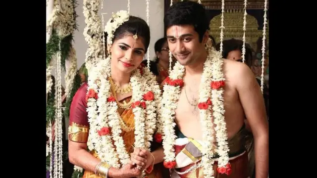 குழந்தையின் புகைப்படத்தை பதிவிட சொன்ன ரசிகர் - அதற்கும் வைரமுத்து விவகாரத்தை இழுத்த சின்மயி