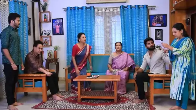நிதீஷ் அனுப்பிய நோட்டீஸ், கொந்தளித்து இனியா செய்த வேலை - விறுவிறுப்பில் பாக்கியலட்சுமி