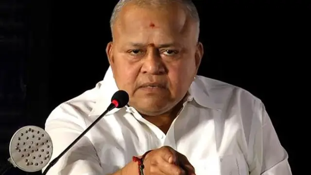 அவர் வீடுன்னா இப்படி பண்ணி இருப்பாரா ராதாரவி - சீல் வைக்கப்பட்ட அலுவலகம், டப்பிங் யூனியன் உறுப்பினர்கள் ஆவேசம்.
