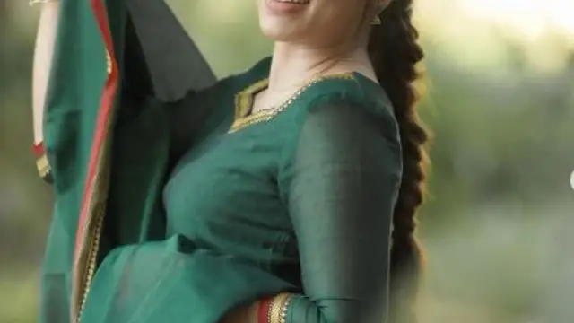 தனது காதலனை அறிமுகம் செய்த விஜய் டிவி சீரியல் நடிகை - அவர் சன் டிவி சீரியல் நடிகரா?