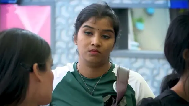 புதிய கார் வாங்கி vibe செய்த பிக் பாஸ் தனலட்சுமி - விலை எவ்வளவு தெரியுமா ?