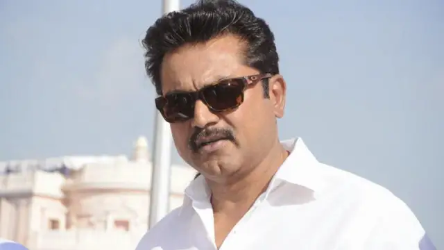 சரத்குமார் தன்னுடைய 22வது திருமண நாளன்று வெளியிட்ட அழகான வீடியோ.