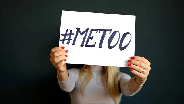 Metoo குறித்து கேலியாக பேசிய YG மகேந்திரன் மற்றும் சௌகார் ஜானகி - 5 ஆண்டு பழைய வீடியோவை பகிர்ந்து சின்மயி போட்ட காட்டமாக பதிவு