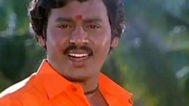 சின்னத்திரைக்கு முதல் முதலாக வந்த ராமராஜன் - தன்னை போலவே மிமிக்ரி செய்த அமுதவானனுக்கு ஸ்பாட்டிலேயே அவர் கொடுத்த பரிசு.