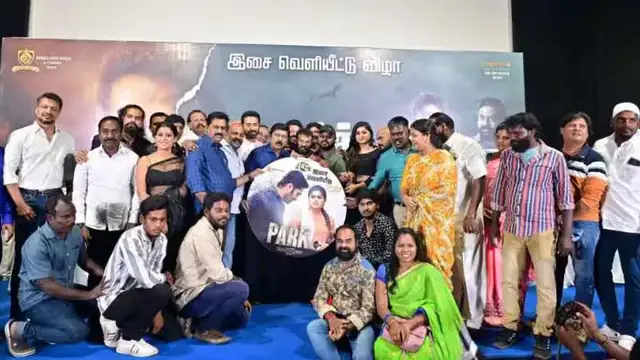 இயக்குநருக்குக் கதைப்பிடிப்பும் கதாநாயகிக்குச் சதைப்பிடிப்பும் தேவை - இயக்குனர் பேரரசு பேச்சு