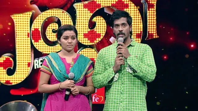 பல ஆண்டுகள் கழித்து மீண்டும் கர்ப்பமான சீரியல் நடிகை காயத்ரி - இத்தனை மாசம் கர்பமாம்