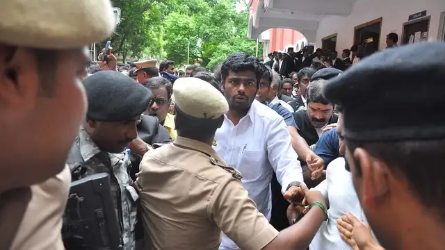 அண்ணாமலை CRPF வீரர்களை அவமானப்படுத்திவிட்டார். இதற்கு தான் அவருக்கு பாதுகாப்பா? எம்பியின் குற்றச்சாட்டு.