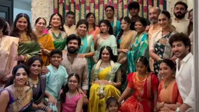 எல்லா மகள்களும் தந்தையின் ராணி கிடையாது - மகளின் திருமணத்திற்கு கூட அழைக்காத தங்கை. வனிதா போட்ட சூசக பதிவு.