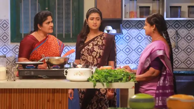 கிச்சனில் அடித்து கொள்ளும் சாரதா-முத்துமலர், விஜய் சொன்ன விஷயம் - விறுவிறுப்பில் மகாநதி