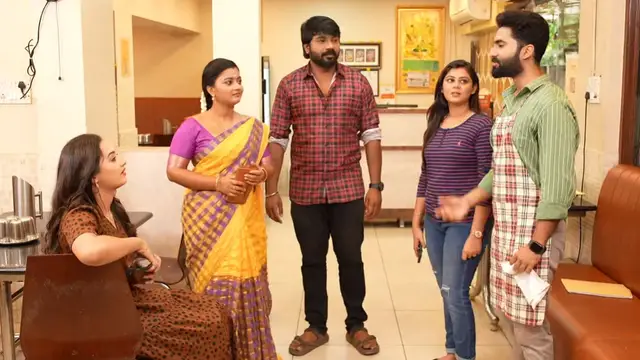 ஸ்ருதியின் அம்மா செய்த வேலையால் வீட்டை விட்டு வெளியேறும் விஜயா, மீனா சொன்ன வார்த்தை - சிறகடிக்க ஆசை