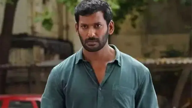 மேடையிலேயே மயங்கி விழுந்த நடிகர் விஷால், காரணம் என்ன? விஷால் மேலாளர் கொடுத்த விளக்கம் - முழு விவரம் இதோ