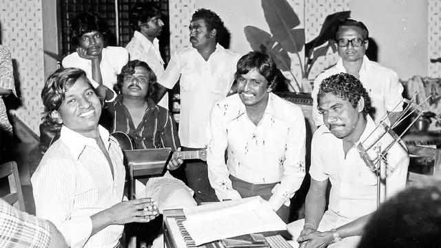 பிரிவுக்கு பின் சொல்லி அடித்த இளையராஜா, ரஜினி பாடல் மூலம் வைரமுத்து கொடுத்த பதிலடி. எந்த பாடல் தெரியுமா?