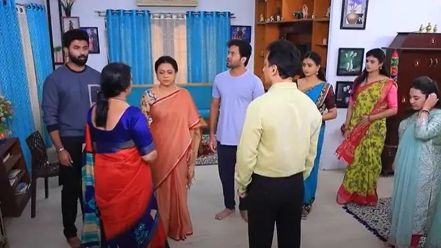 ஈஸ்வரியை எதிர்த்து நிற்கும் மொத்த குடும்பம், இனியா நிலைமை என்ன? விறுவிறுப்பில் பாக்கியலட்சுமி