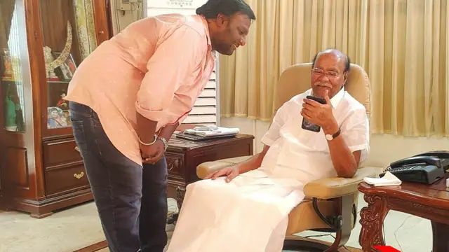 அவங்க சொன்னா பாராட்டுவாங்க, நான் சொன்னா திட்டுவாங்க, இங்க யார் சொல்றதுன்னு தான் முக்கியம் - மோகன் ஜி டென்சன்.