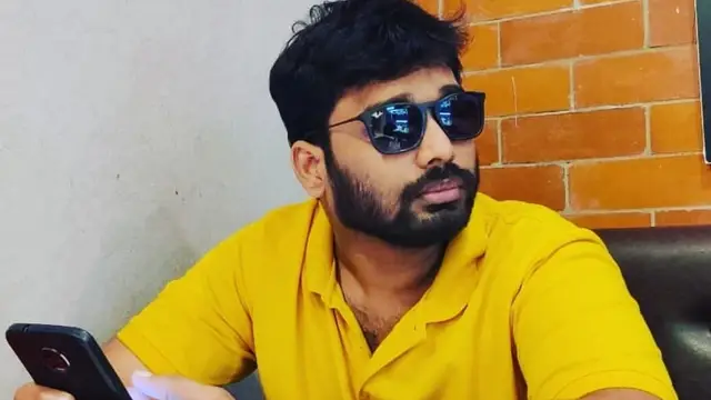 நாம வேணா சேர்ந்து ஒண்ணா படுக்கலமா ? பெண் போட்டியாளரிடம் எல்லை மீறிய பேசிய பிரதீப்.