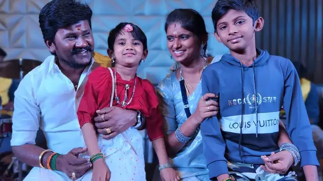 இது தான் அன்பின் குடும்பம் - மகன் மற்றும் மகளை அறிமுகம் செய்த செந்தில் ராஜலக்ஷ்மி.