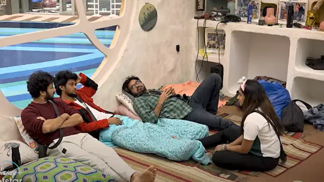 ஒருத்தன் வெளிய போய்ட்டா,அப்பாடான்னு சந்தோசப்படுறது இந்த சீசன் தான் - ரவீனா புலம்பல்