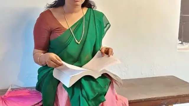 ஓ.பி.எஸ் உடன் இணைத்து பணியாற்றியது குறித்து நடிகை ரேகா நாயர் ஓபன் டாக்.