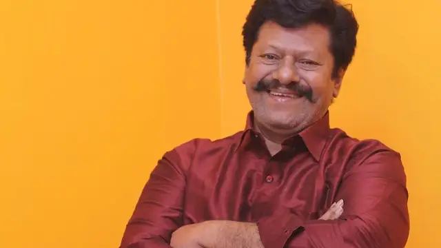 முதன் முதலாக தன் பெயருக்கான அர்த்தத்தை சொன்ன நடிகர் ராஜ்கிரண்- இது தெரியாம போச்சே