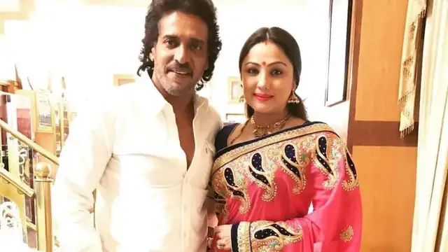 காதல் சடுகுடு, ராஜா பட நடிகையா இது ? எப்படி இருக்காங்க பாருங்க. இவருக்கு இவ்ளோ பெரிய மகன் மற்றும் மகளா ?