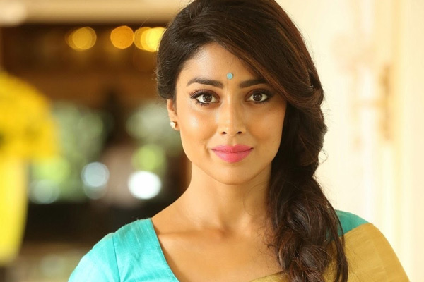 actress-Shriya-Saran