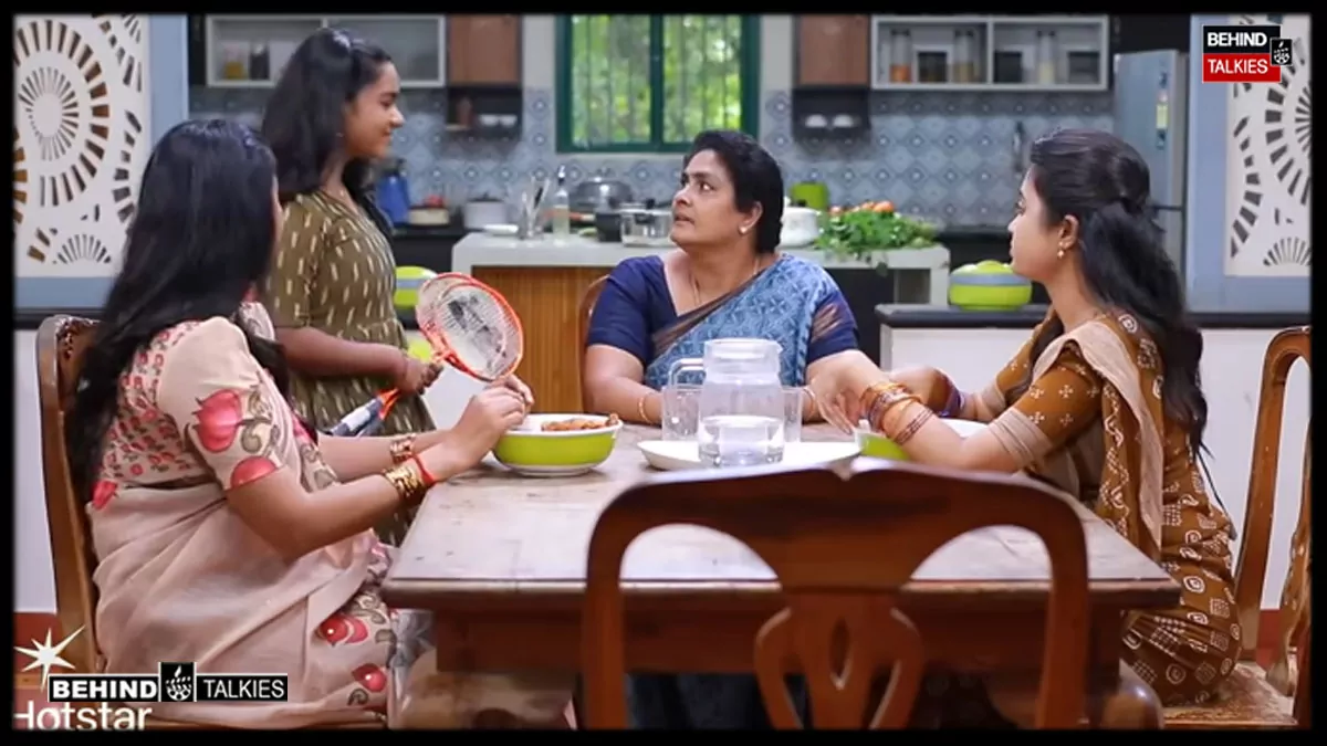 தன் மாமியார் சொன்ன வார்த்தையால் கொந்தளித்த சாரதா – அடுத்து என்ன? மகாநதி